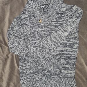 Sezzit Gray Knit Sweater